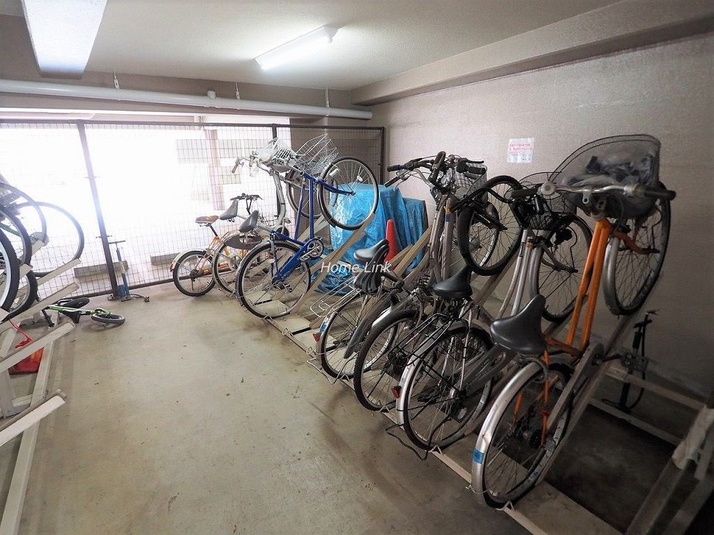 ライオンズマンション本蓮沼第2　駐輪場